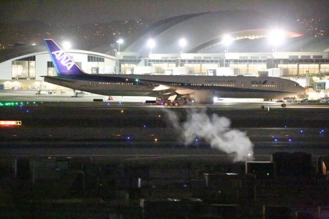 BOEING 777-300ER —