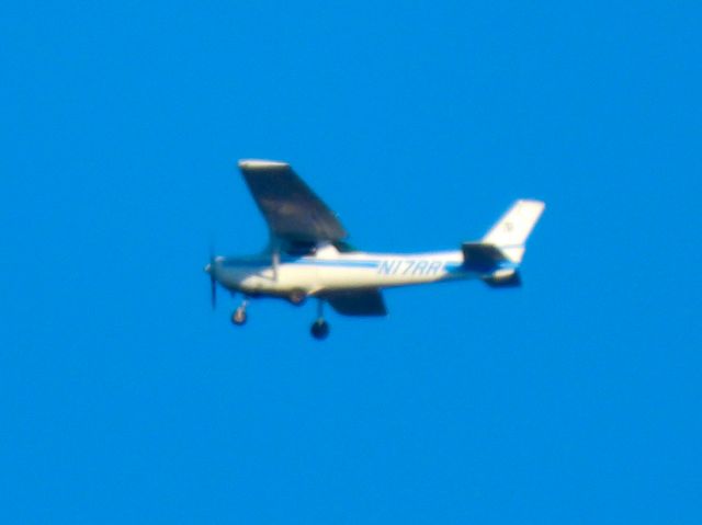 Cessna 152 (N17RR) - RVS-JLNbr /09/08/22