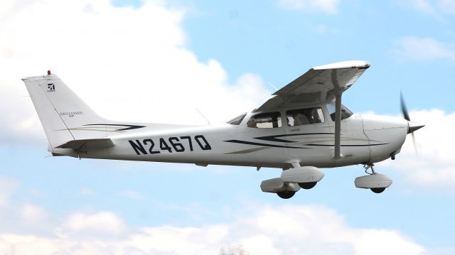 Cessna Skyhawk (N2467Q)