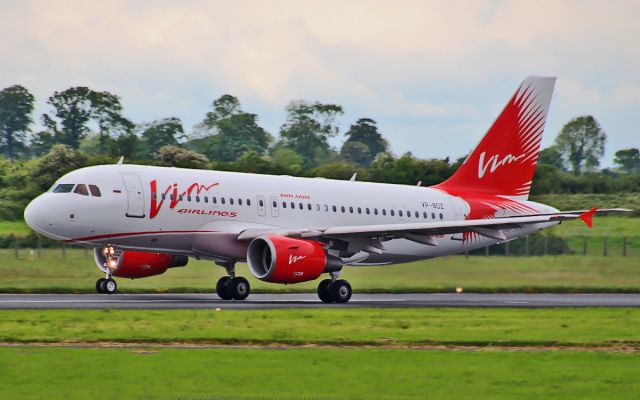 Airbus A319 (VP-BDZ) - vim airlines a-319 vp-bdz dep shannon 26/5/14.