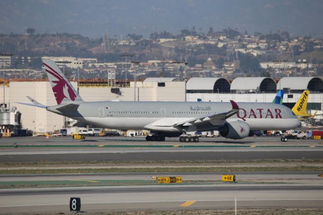 Airbus A350-1000 (A7-ANC)