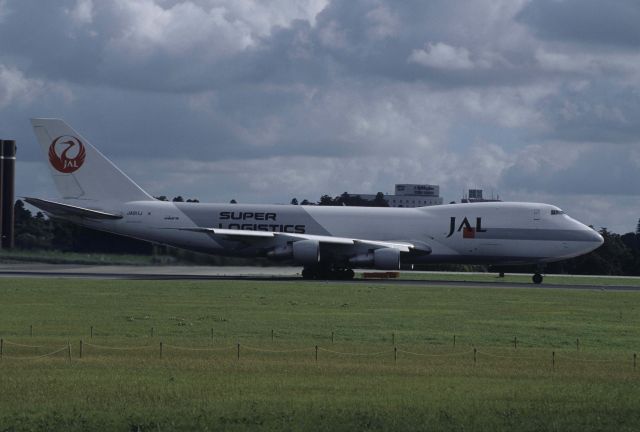 Boeing 747-200 (JA811J) - Departure at Narita Intl Airport Rwy16R on 1998/08/20