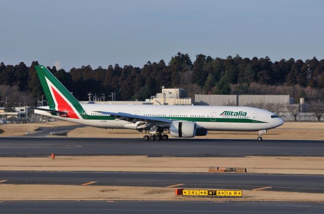 Boeing 777-200 (EI-DBM) - 2012/3/14