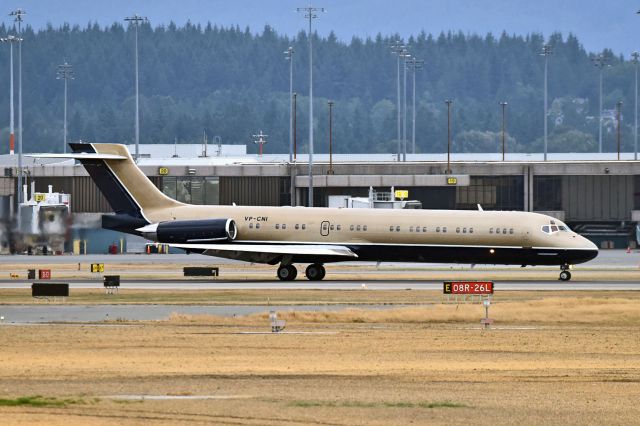 McDonnell Douglas MD-80 (VP-CNI)