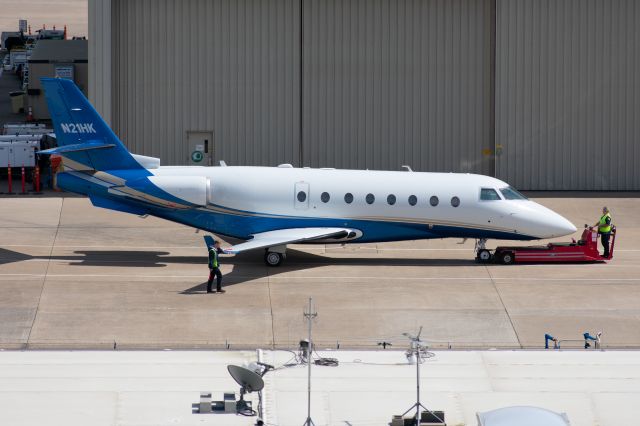 IAI Gulfstream G200 (N21HK)