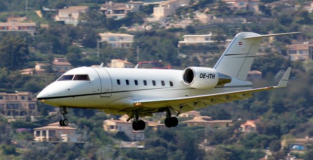 Canadair Challenger (OE-ITH) - LANDING TO CANNES AIRPORT ,18  04 2013