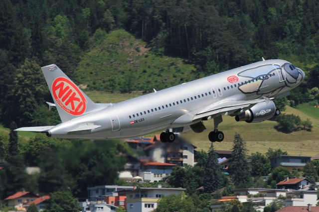 Airbus A320 (OE-LEA)