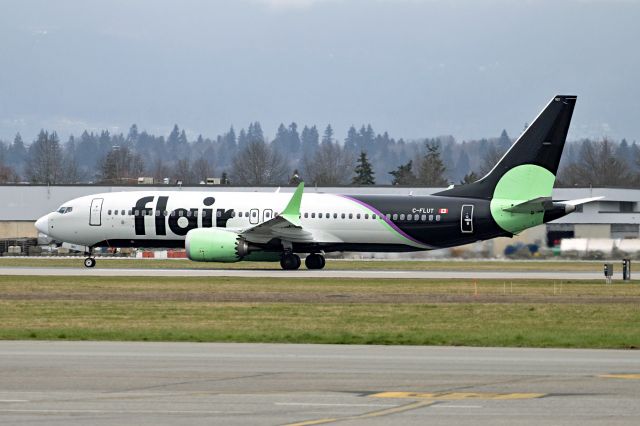 Boeing 737 MAX 8 (C-FLUT)