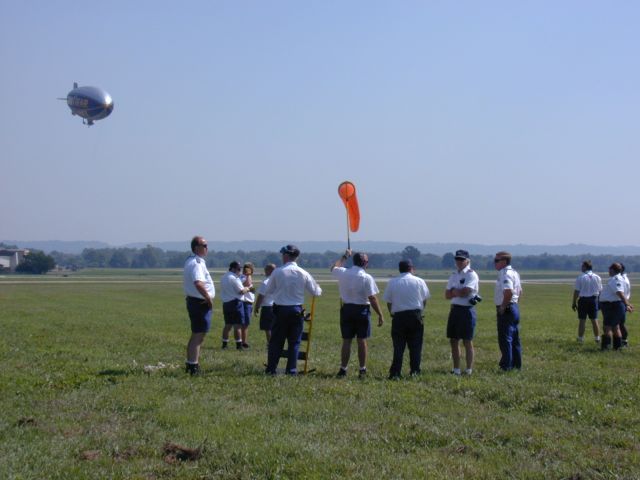 Unknown/Generic Airship (N3A) - Ground crew prepares for mooring.  July 14, 2000