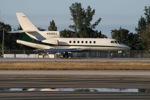 Dassault Falcon 50 (N909VJ)