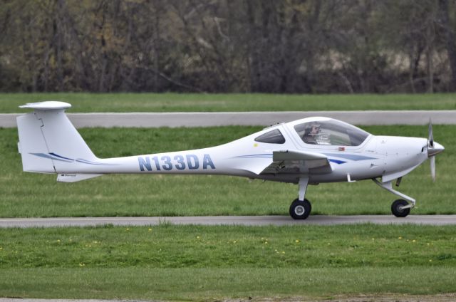 Diamond DA-20 (N133DA)