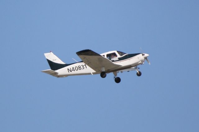 Piper Cherokee (N40831) - N40831 departs Sarasota-Bradenton International Airport