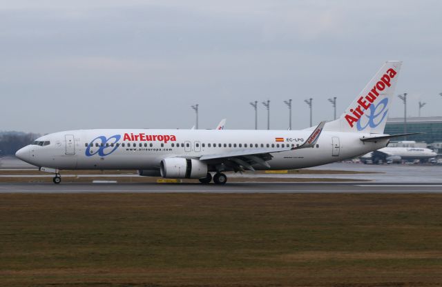 Boeing 737-800 (EC-LPQ)