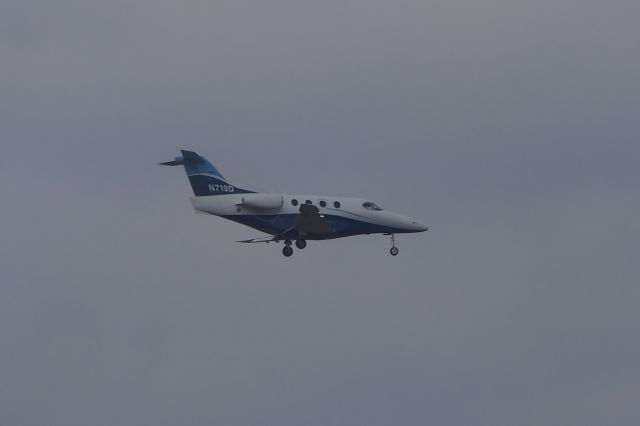 N719D —