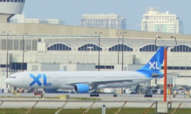 Airbus A330-300 (F-HXLF) - Taxiing to the Terminal"Arriving from Paris(Roissy)(LFPG)