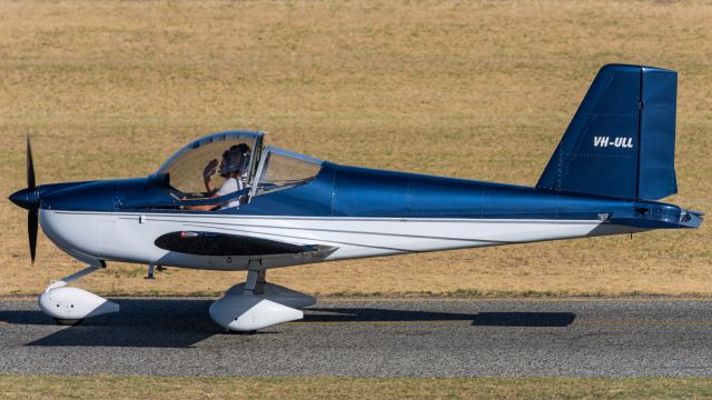 Vans RV-12 (VH-ULL)