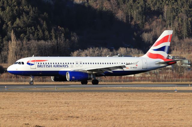 Airbus A320 (G-MIDO)