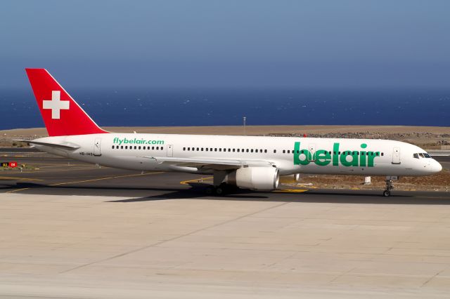 Boeing 757-200 (HB-IHS)