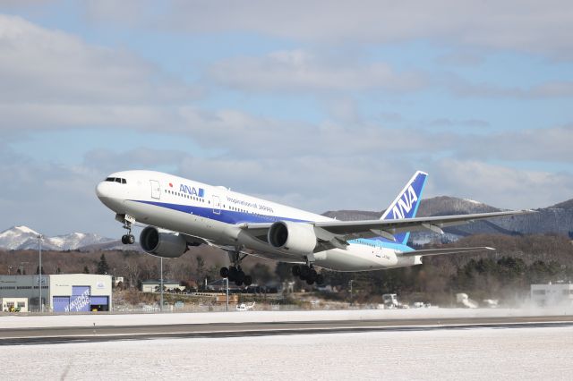 Boeing 777-200 (JA744A) - February 03, 2024:HKD-HND.