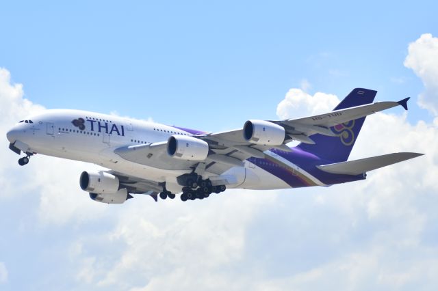 Airbus A380-800 (HS-TUD)