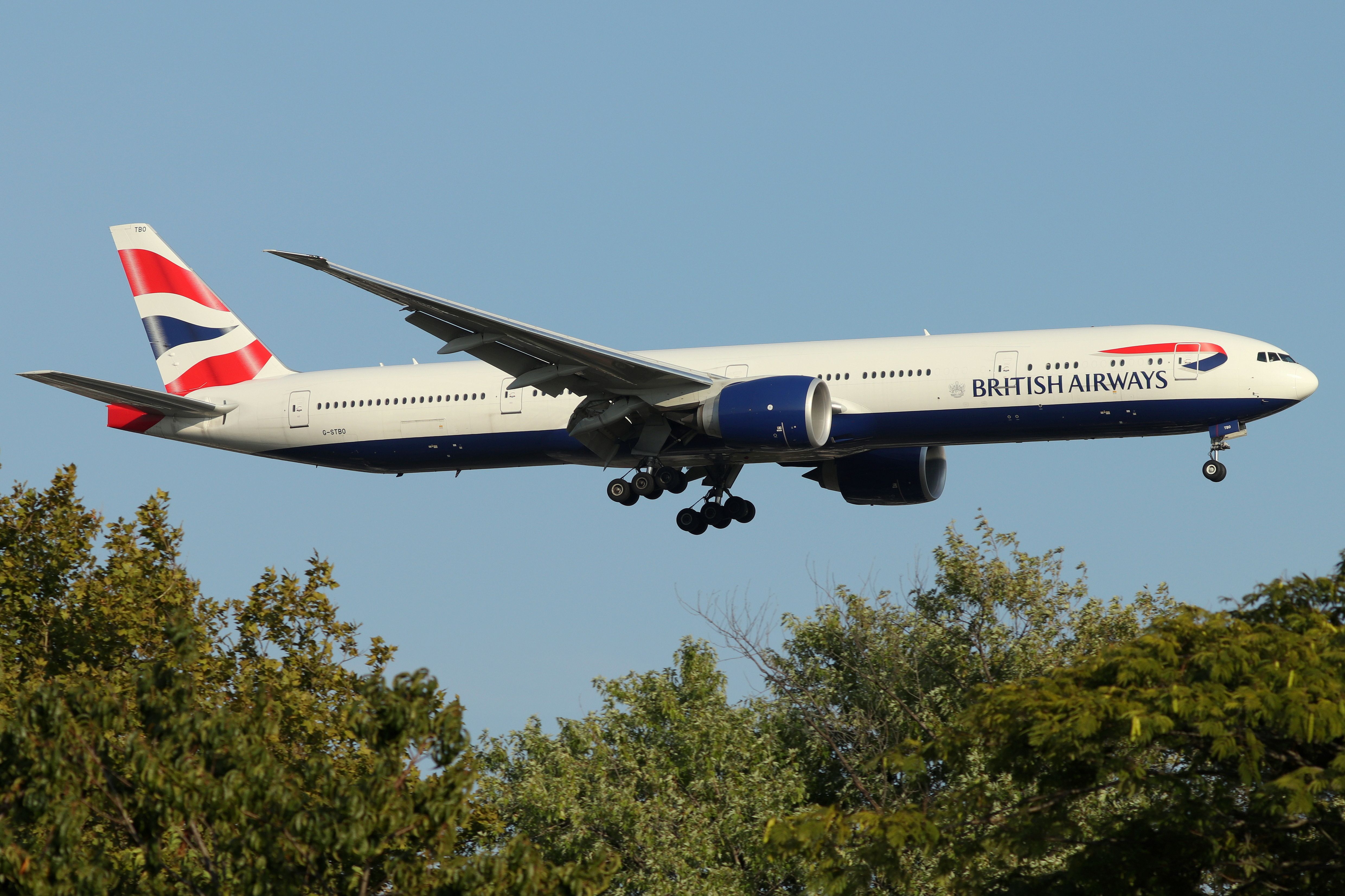 BOEING 777-300 (G-STBO) - 'Speedbird 115' arriving from London