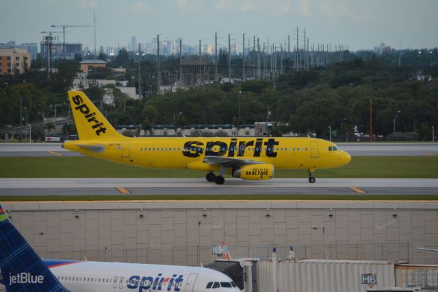 Airbus A320 (N607NK) - Taxiing in