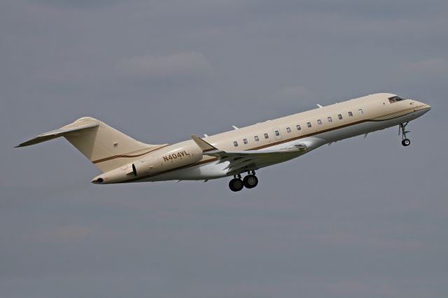 Bombardier Global Express (N404VL)