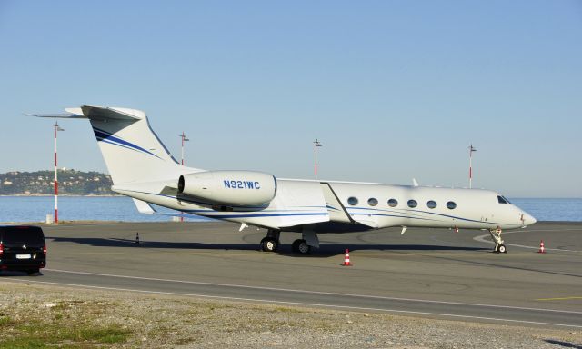 Gulfstream Aerospace Gulfstream V (N921WC) - Warner Chilcott Leasing Equipment Gulfstream Aerospace G-V-SP Gulfstream G550 N921WC in Nice