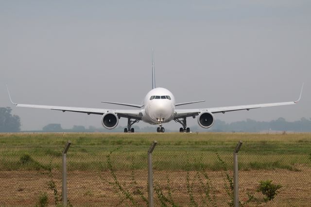 BOEING 767-300 (PR-ABB)