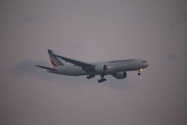 Boeing 777-200 (F-GSPI)