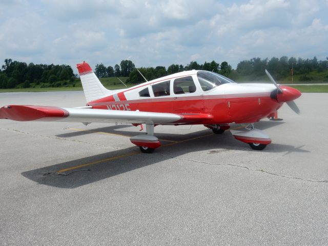 Piper Cherokee (N212F)