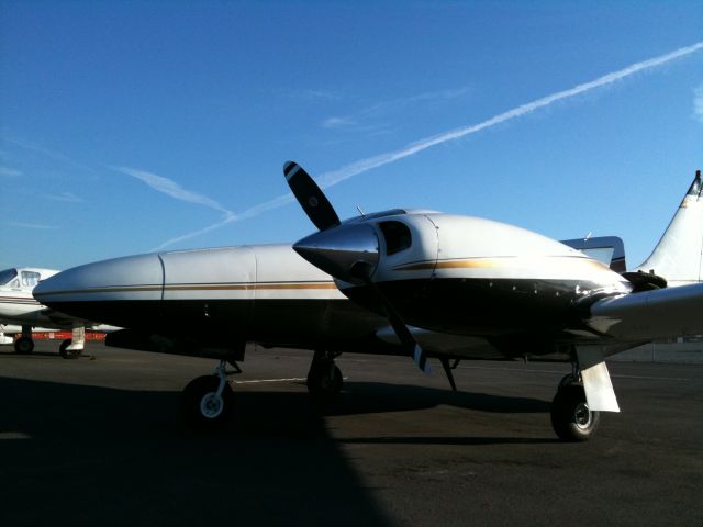 Piper Seneca (N38768)