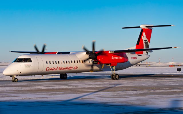 de Havilland Dash 8-400 (C-GWUG)