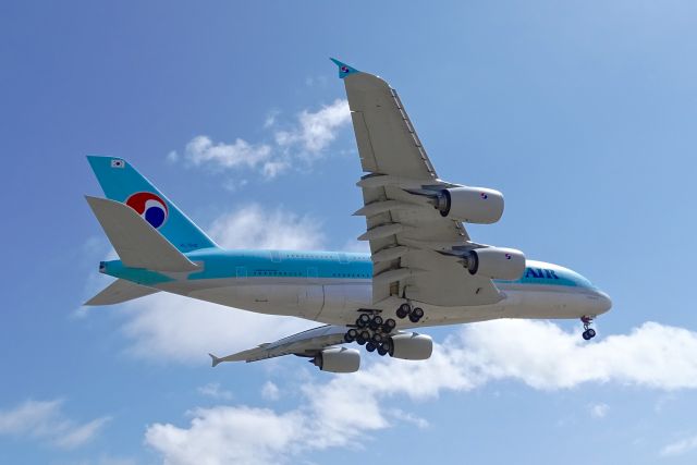 Airbus A380-800 (HL7612)