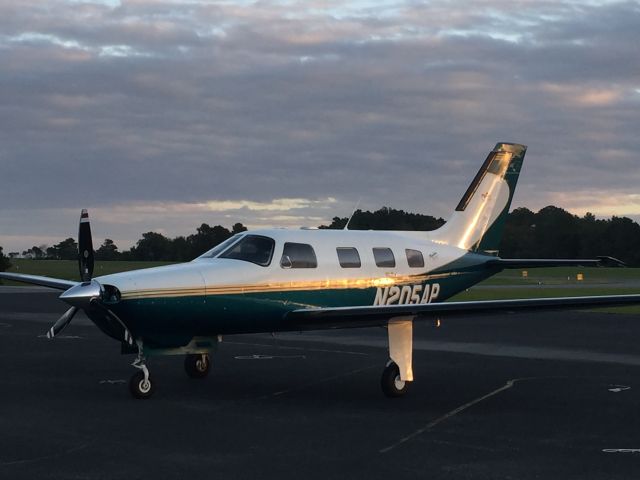 Piper Malibu Mirage (N205AP)