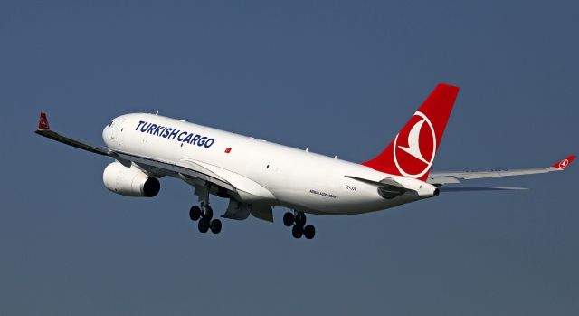 Airbus A330-200 (TC-JOV)