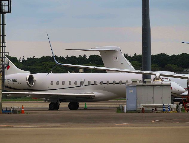 Bombardier Global Express (T7-BRS) - I took this picture on Jun 27, 2019.br /San Marino T7-BRS. Unfortunately, this plane is spotted behind the front building and can not see the whole picture.