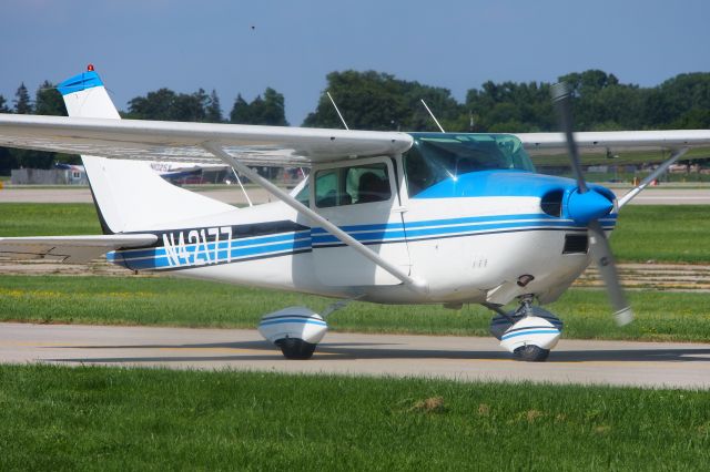 Cessna Skylane (N42177)