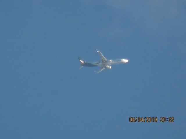 Boeing 737-900 (N280AK)