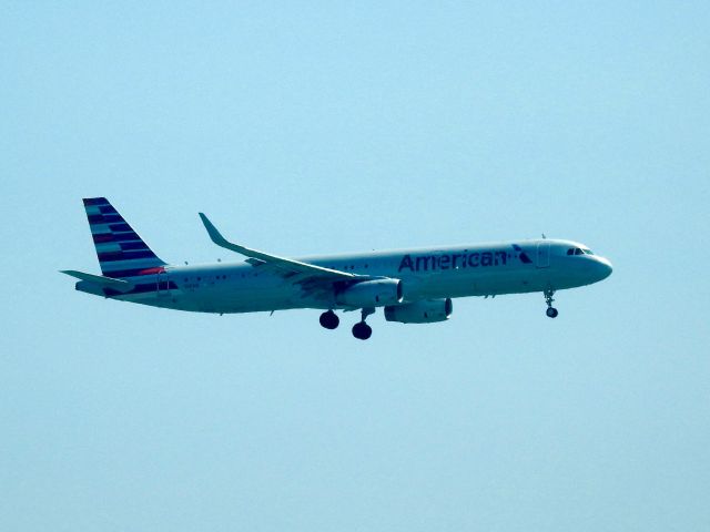 Airbus A321 (N116AN) - AAL163 JFK-LAX