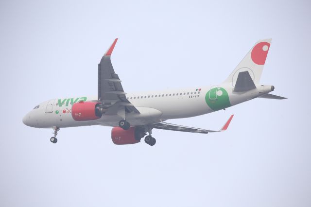 Airbus A320 (XA-VIF)