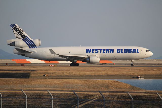 Boeing MD-11 (N412SN)