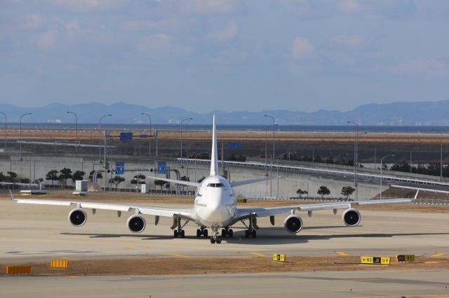 Boeing 747-400 (HS-TGP)