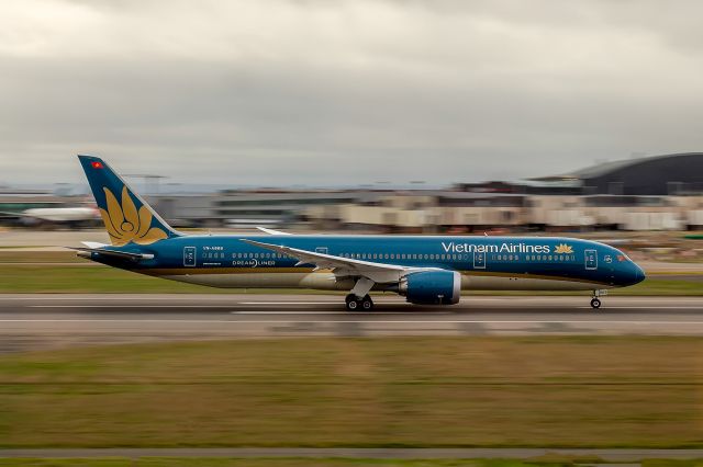 VN-A868 —