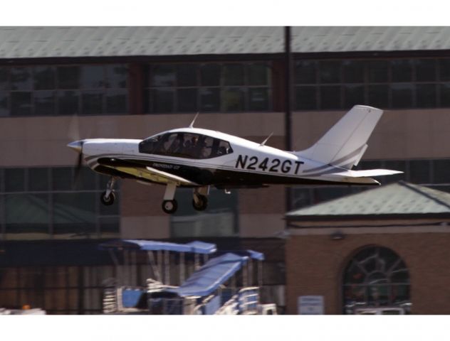 Socata TB-20 Trinidad (N242GT) - Take off RW34.