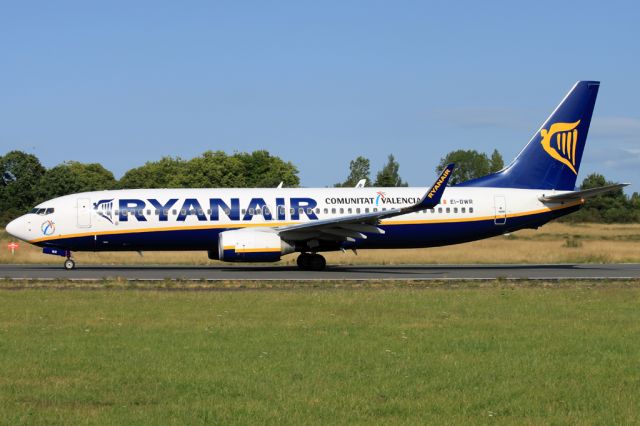 Boeing 737-800 (EI-DWR)