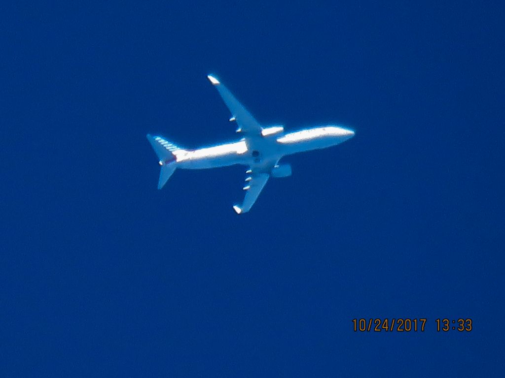 Boeing 737-800 (N914AN)