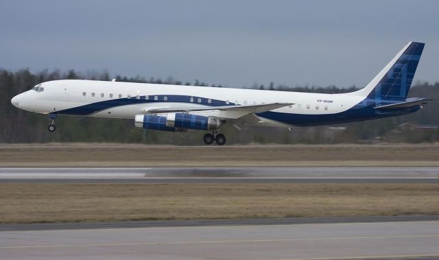 McDonnell Douglas DC-8-60 (VP-BHM)