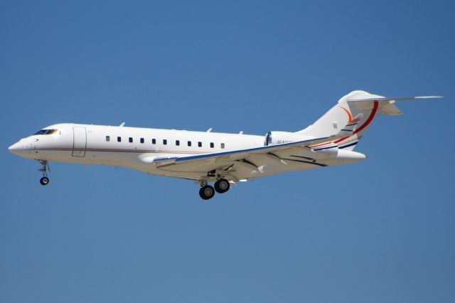 Bombardier Global Express (N468KL)