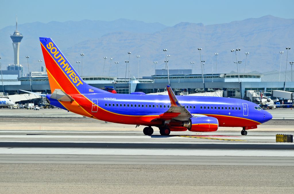 Boeing 737-700 (N797MX) - N797MX Southwest Airlines Boeing 737-7H4 (cn 27890/803)  - Las Vegas - McCarran International (LAS / KLAS) USA - Nevada, June 14, 2012 Photo: Tomás Del Coro